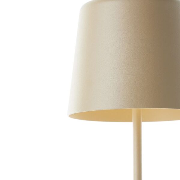 frans-buitenverlichting-tafellamp-beige-lampencompleet-10